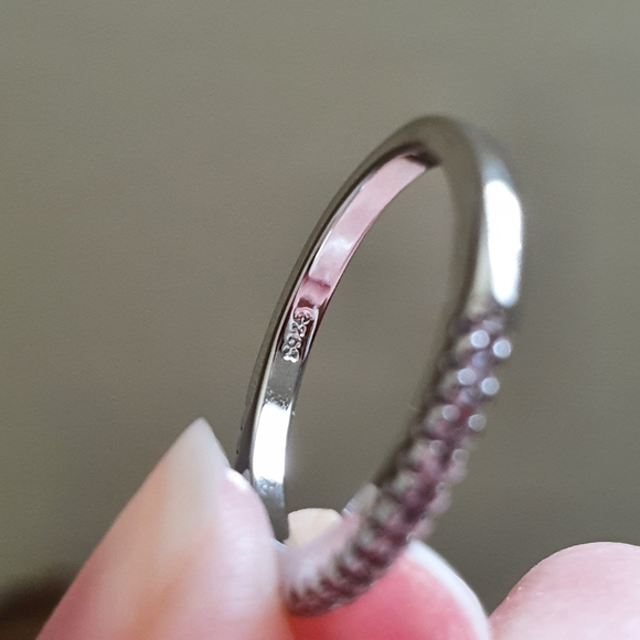 Chic Silver Jewelry Set - Picture 7 of 8